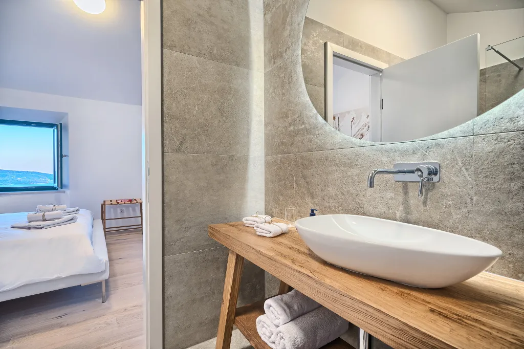 Private Pool Villa Retreat in Brsečine