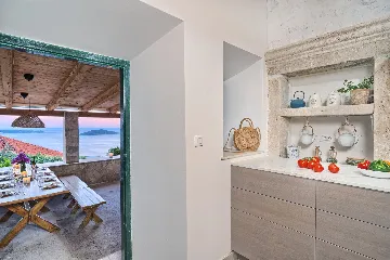 Private Pool Villa Retreat in Brsečine