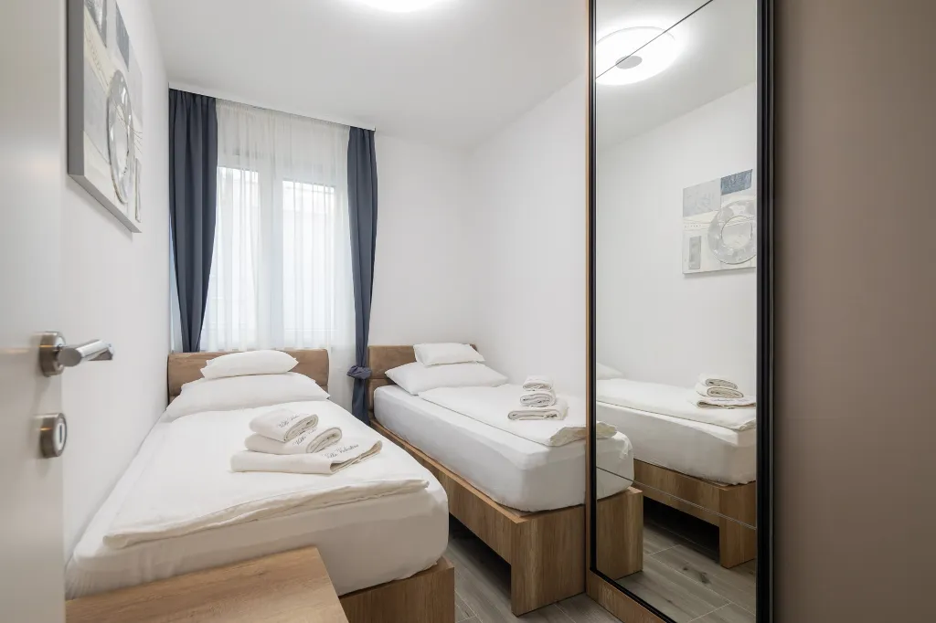 Modern Seaside Apartment with Pool in Okrug Gornji