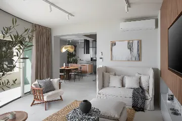 Seaside Villa Retreat with Pool in Hvar