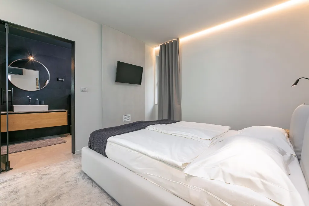 Spacious Family Villa with Pool in Kaštelir