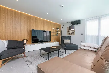 Spacious Family Villa with Pool in Kaštelir