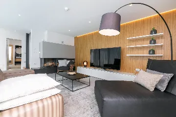 Spacious Family Villa with Pool in Kaštelir