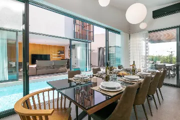 Spacious Family Villa with Pool in Kaštelir