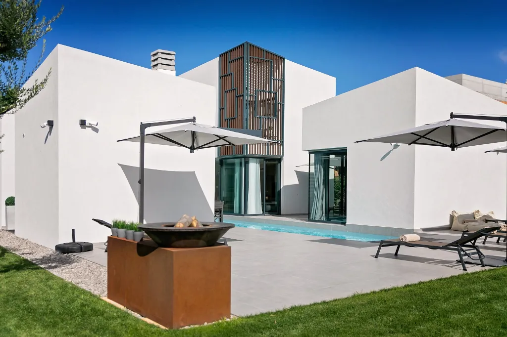 Spacious Family Villa with Pool in Kaštelir