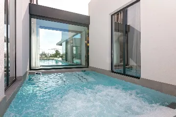 Spacious Family Villa with Pool in Kaštelir