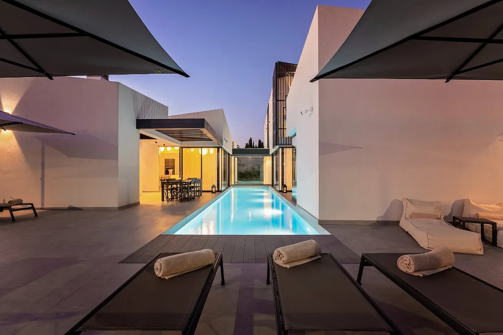 Spacious Family Villa with Pool in Kaštelir