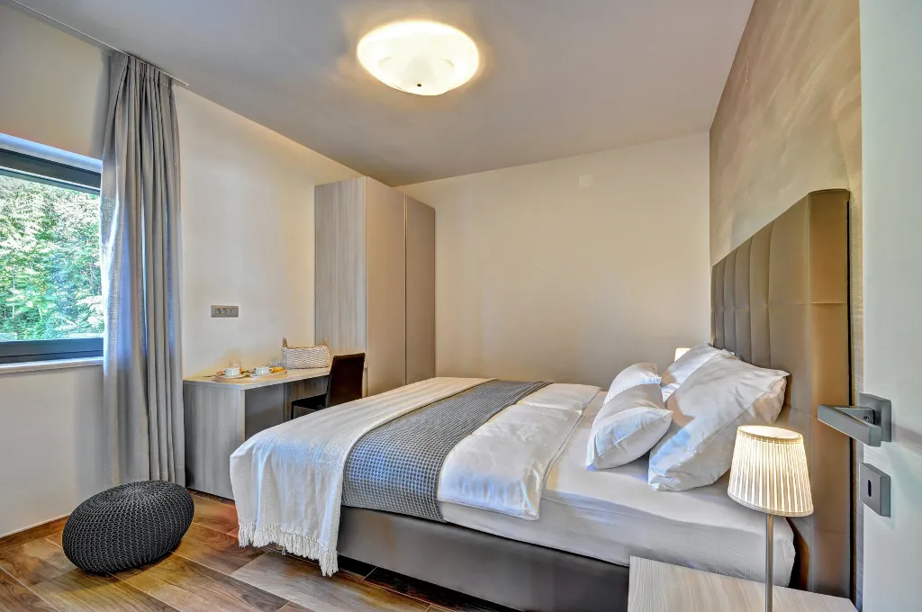 Seaside Family Villa with Pool Savudrija