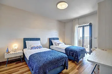 Seaside Family Villa with Pool Savudrija