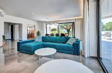 Seaside Family Villa with Pool Savudrija