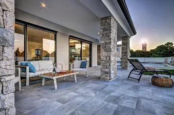 Seaside Family Villa with Pool Savudrija