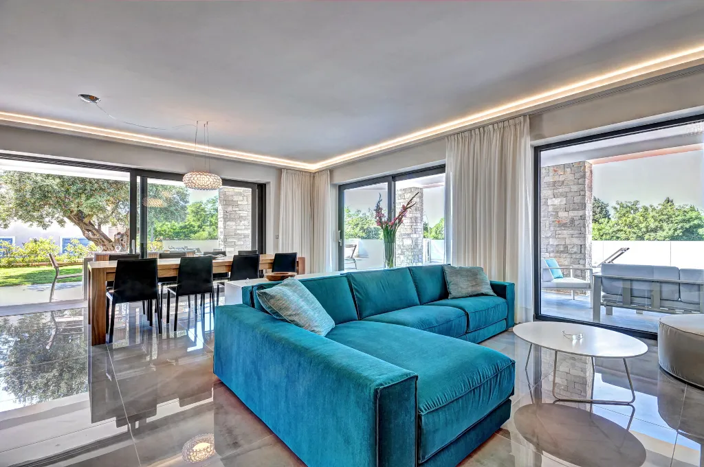 Seaside Family Villa with Pool Savudrija