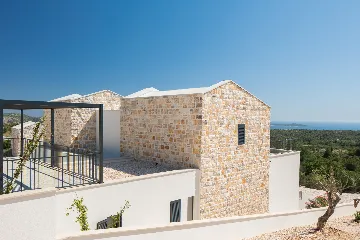Modern Five-Bedroom Villa with Pool in Primošten