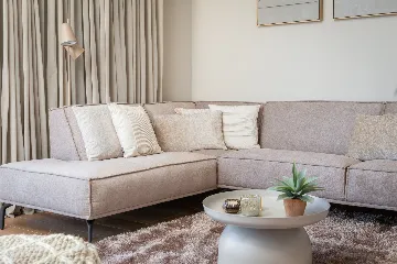 Modern Five-Bedroom Villa with Pool in Primošten