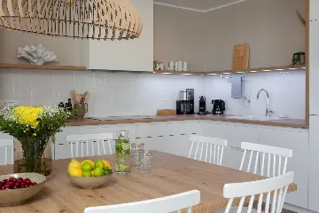 Modern Five-Bedroom Villa with Pool in Primošten