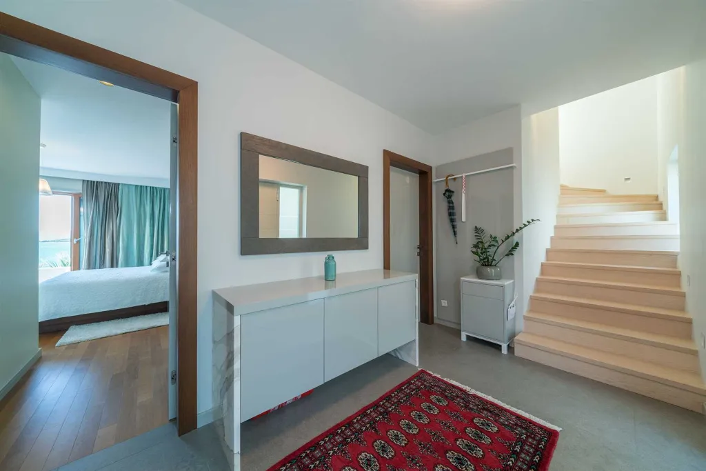 Modern Seaside Villa with Pool in Trogir