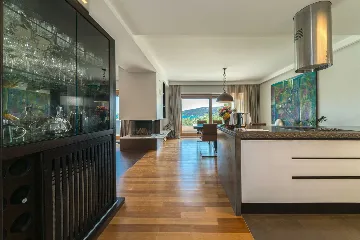 Modern Seaside Villa with Pool in Trogir