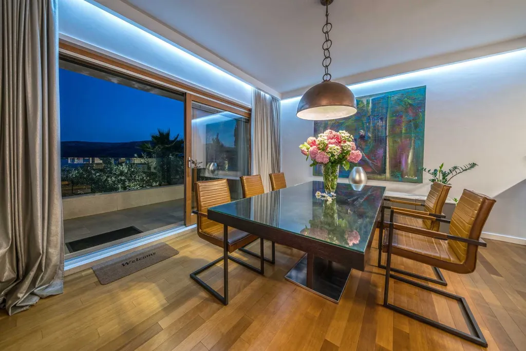 Modern Seaside Villa with Pool in Trogir