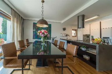 Modern Seaside Villa with Pool in Trogir