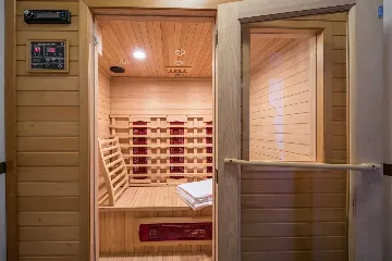 Modern Seaside Villa with Pool in Trogir