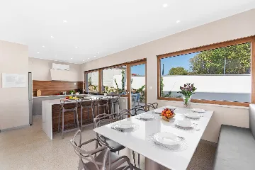 Modern Family Villa with Pool in Pula