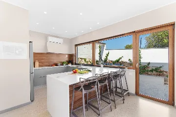 Modern Family Villa with Pool in Pula