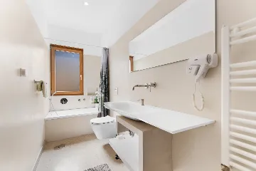 Modern Family Villa with Pool in Pula