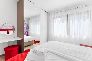 Modern Family Villa with Pool in Pula