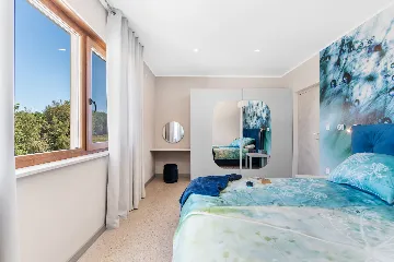 Modern Family Villa with Pool in Pula