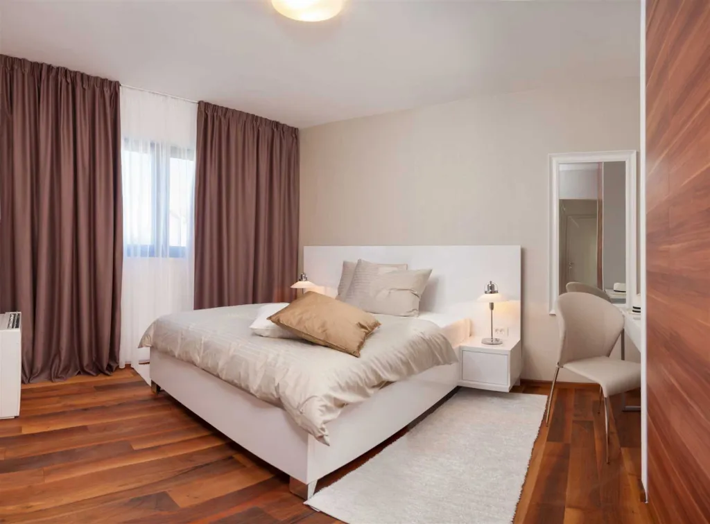 Six-Bedroom Villa with Heated Pool in Okrug Gornji