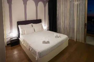 Coastal Retreat Villa with Pool, Primošten