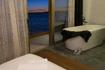 Coastal Retreat Villa with Pool, Primošten