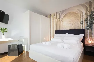 Coastal Retreat Villa with Pool, Primošten