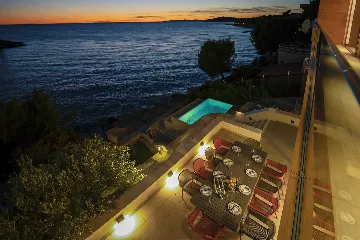 Coastal Retreat Villa with Pool, Primošten