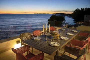 Coastal Retreat Villa with Pool, Primošten