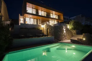 Coastal Retreat Villa with Pool, Primošten