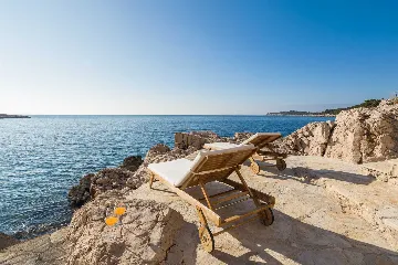 Coastal Retreat Villa with Pool, Primošten