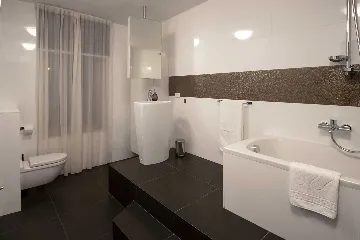 Coastal Retreat Villa with Pool, Primošten