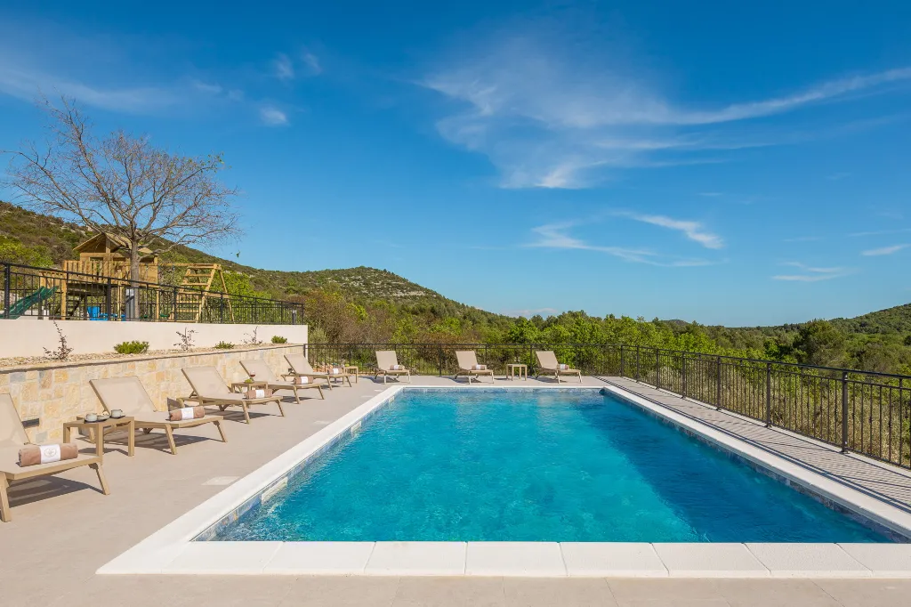 Secluded Mediterranean Villa with Heated Pool, Vodice