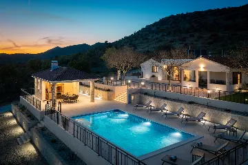 Secluded Mediterranean Villa with Heated Pool, Vodice