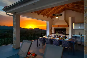 Secluded Mediterranean Villa with Heated Pool, Vodice