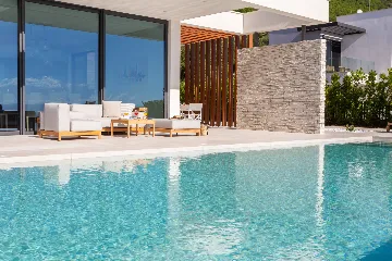 Contemporary 5-Bedroom Villa with Pool in Kaštel Stari