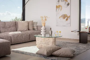 Contemporary 5-Bedroom Villa with Pool in Kaštel Stari