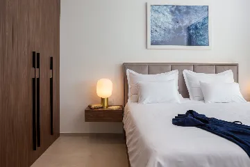 Contemporary 5-Bedroom Villa with Pool in Kaštel Stari