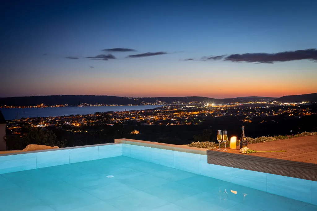 Contemporary 5-Bedroom Villa with Pool in Kaštel Stari