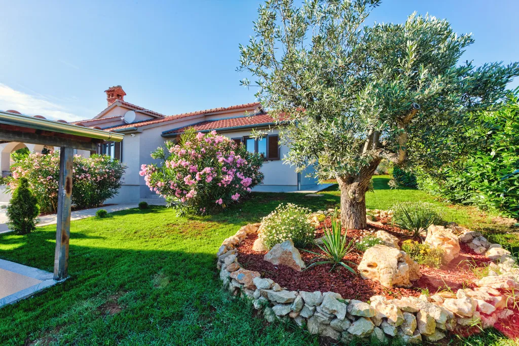 Modern Poolside Villa in Kaštelir, Croatia