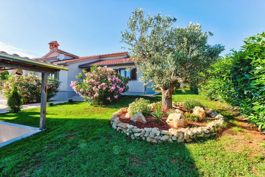 Modern Poolside Villa in Kaštelir, Croatia