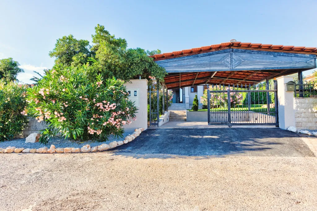 Modern Poolside Villa in Kaštelir, Croatia