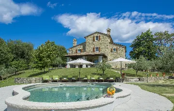 Heritage Villa Retreat with Pool in Paz