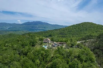 Heritage Villa Retreat with Pool in Paz